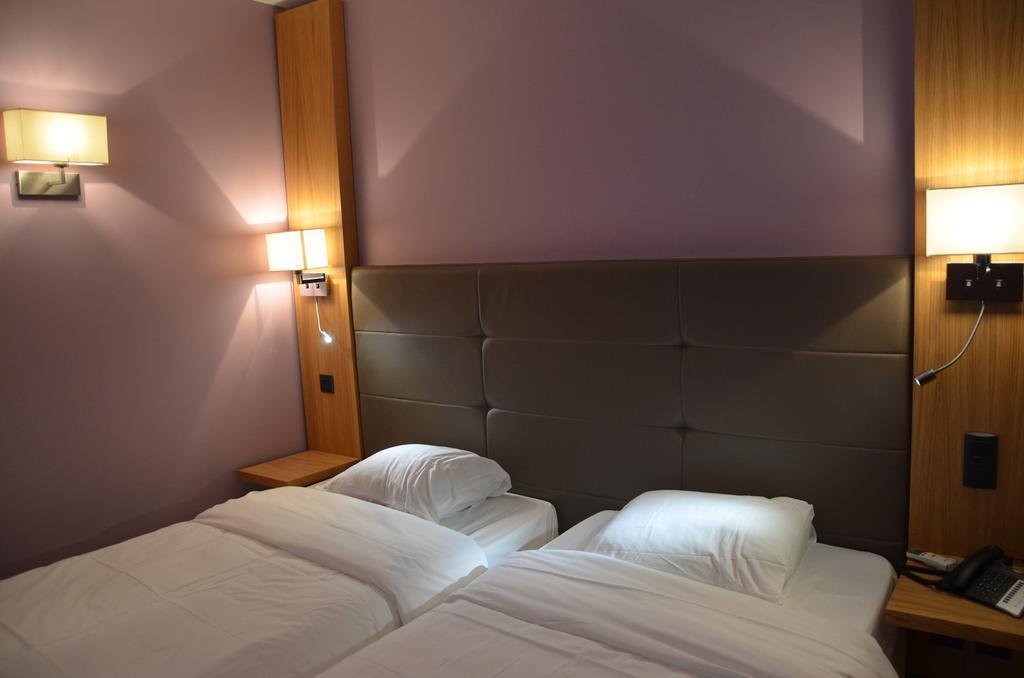Hotel Relais De La Cote D'Or ซีมูร์-ออง-โอซัวร์ ภายนอก รูปภาพ