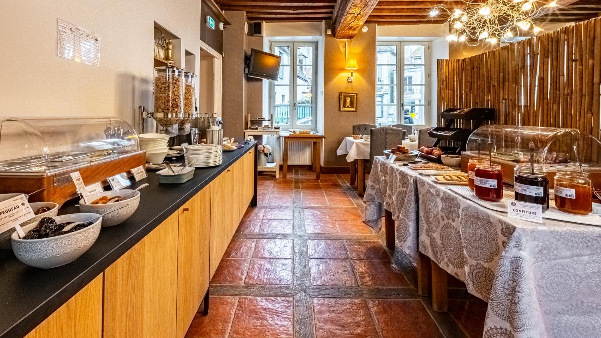 Hotel Relais De La Cote D'Or ซีมูร์-ออง-โอซัวร์ ภายนอก รูปภาพ
